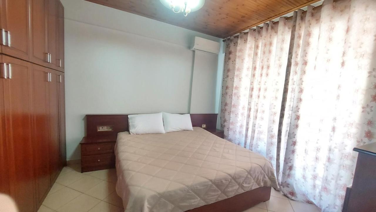 Sea View Apartment Saranda ภายนอก รูปภาพ